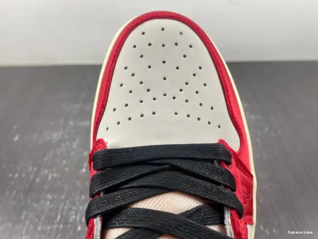 HYPE Room Low x 1 FN0432-017 Trophy Air Jordan OG Home 0622